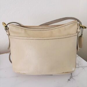 Vintage Coach‎ 1995 Bone Worth Shoulder Bag in Elegant Cream Color